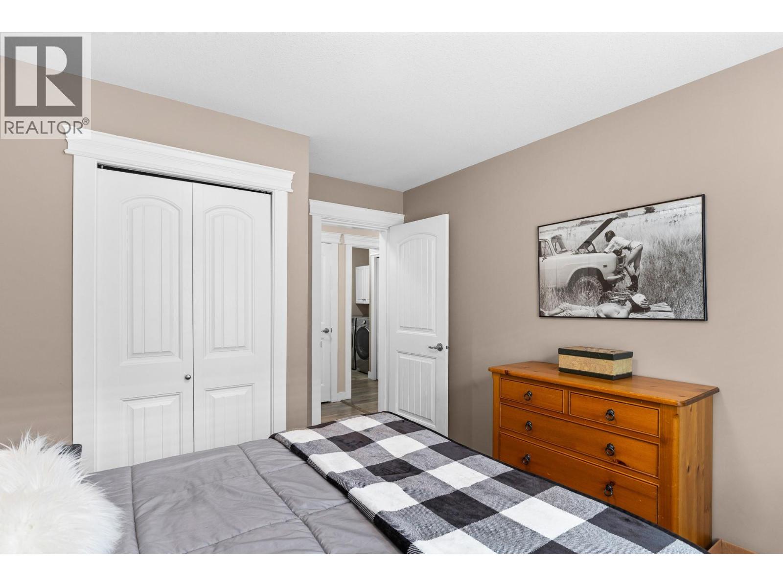 3360 Mimosa Drive