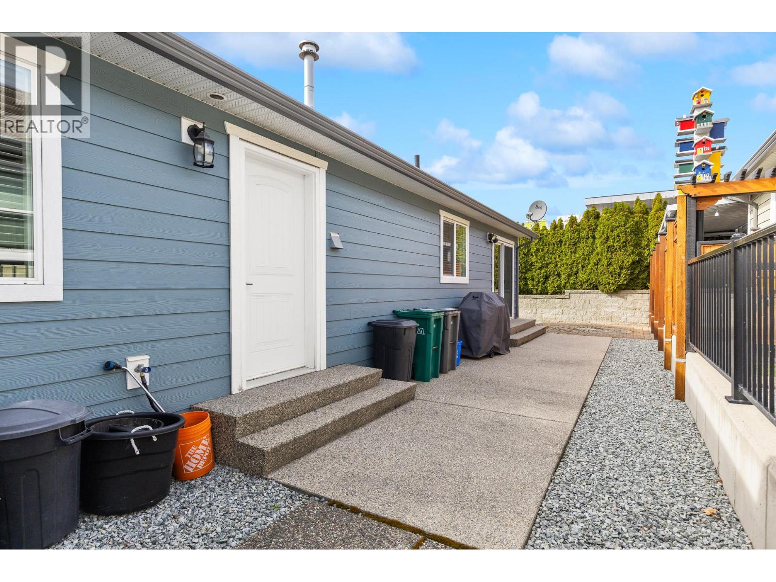 3360 Mimosa Drive