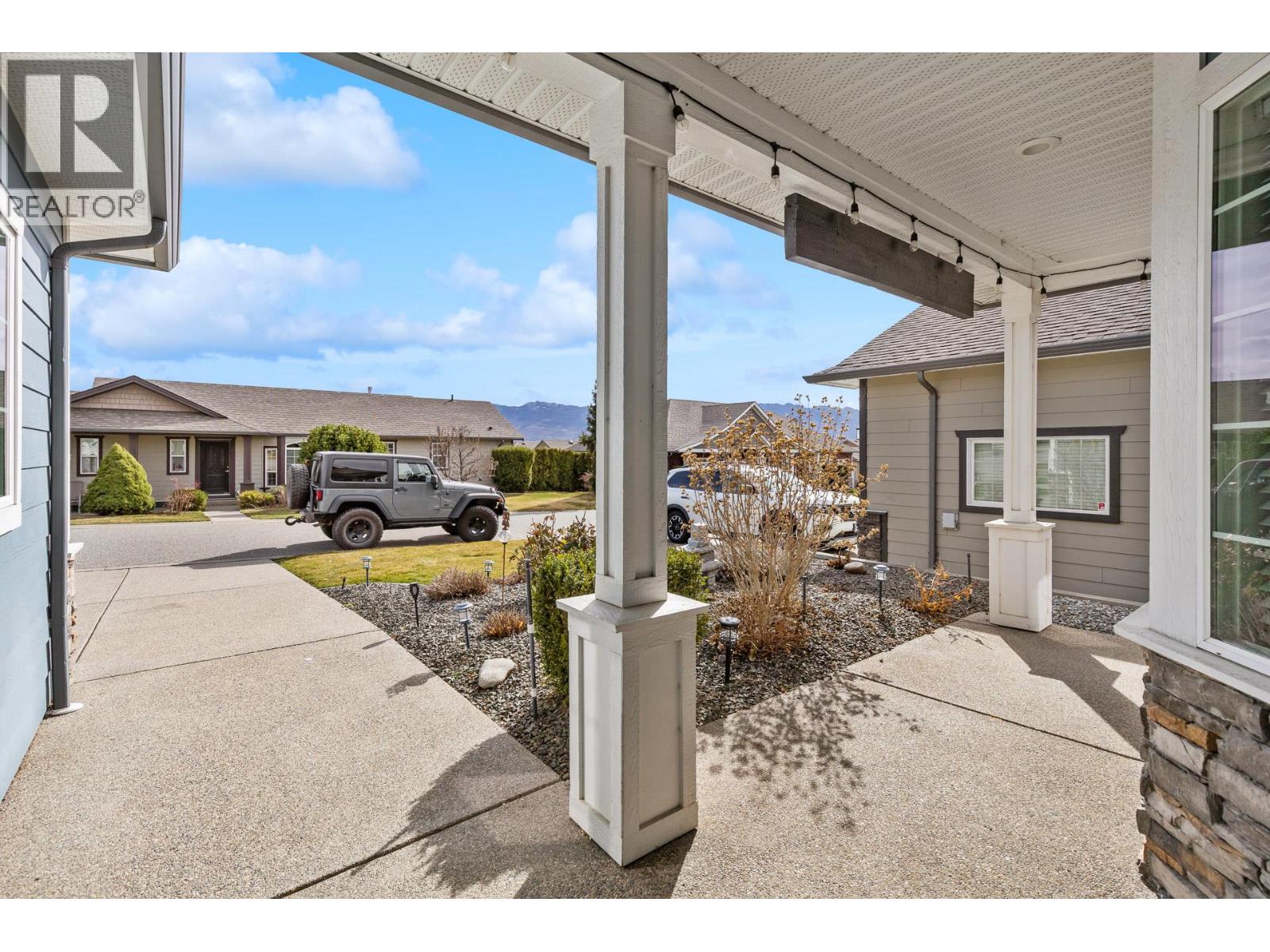 3360 Mimosa Drive
