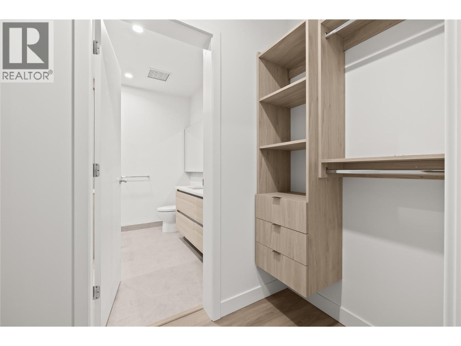 238 Leon Avenue Unit# 2107