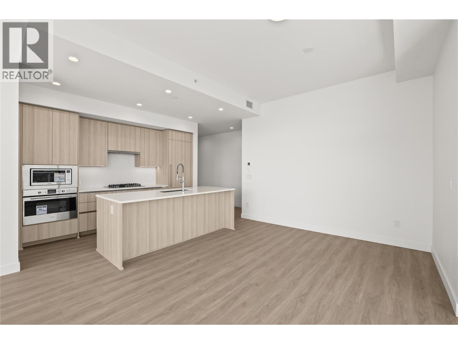238 Leon Avenue Unit# 2107