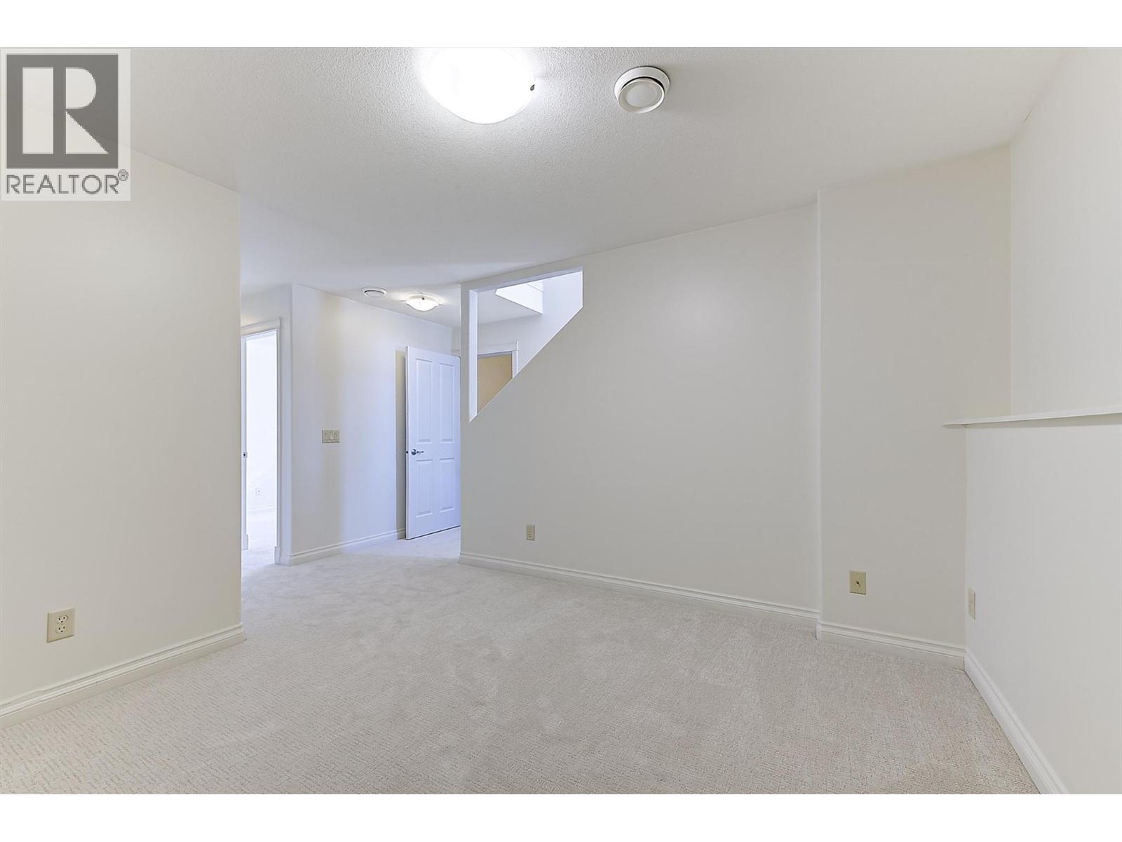 245 Snowsell Street Unit# 118