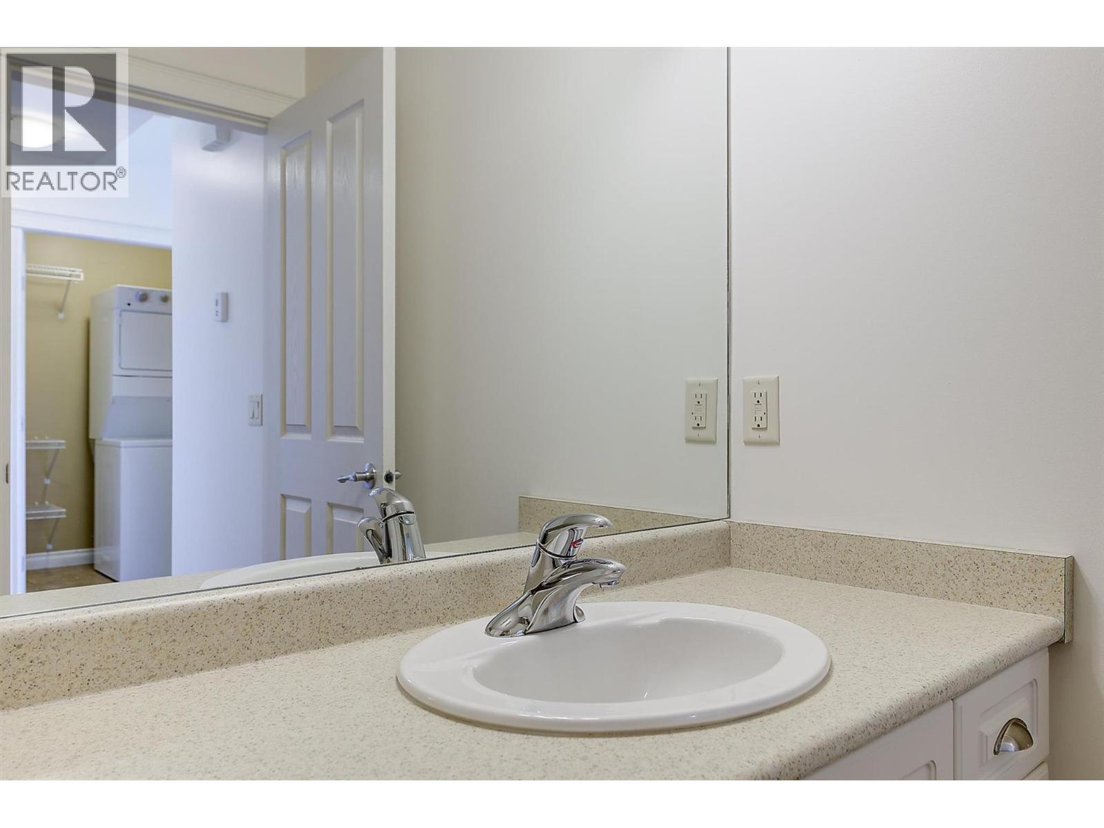 245 Snowsell Street Unit# 118