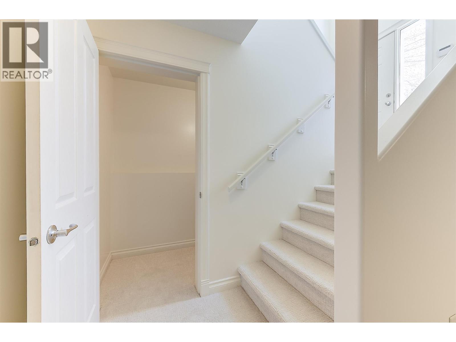 245 Snowsell Street Unit# 118