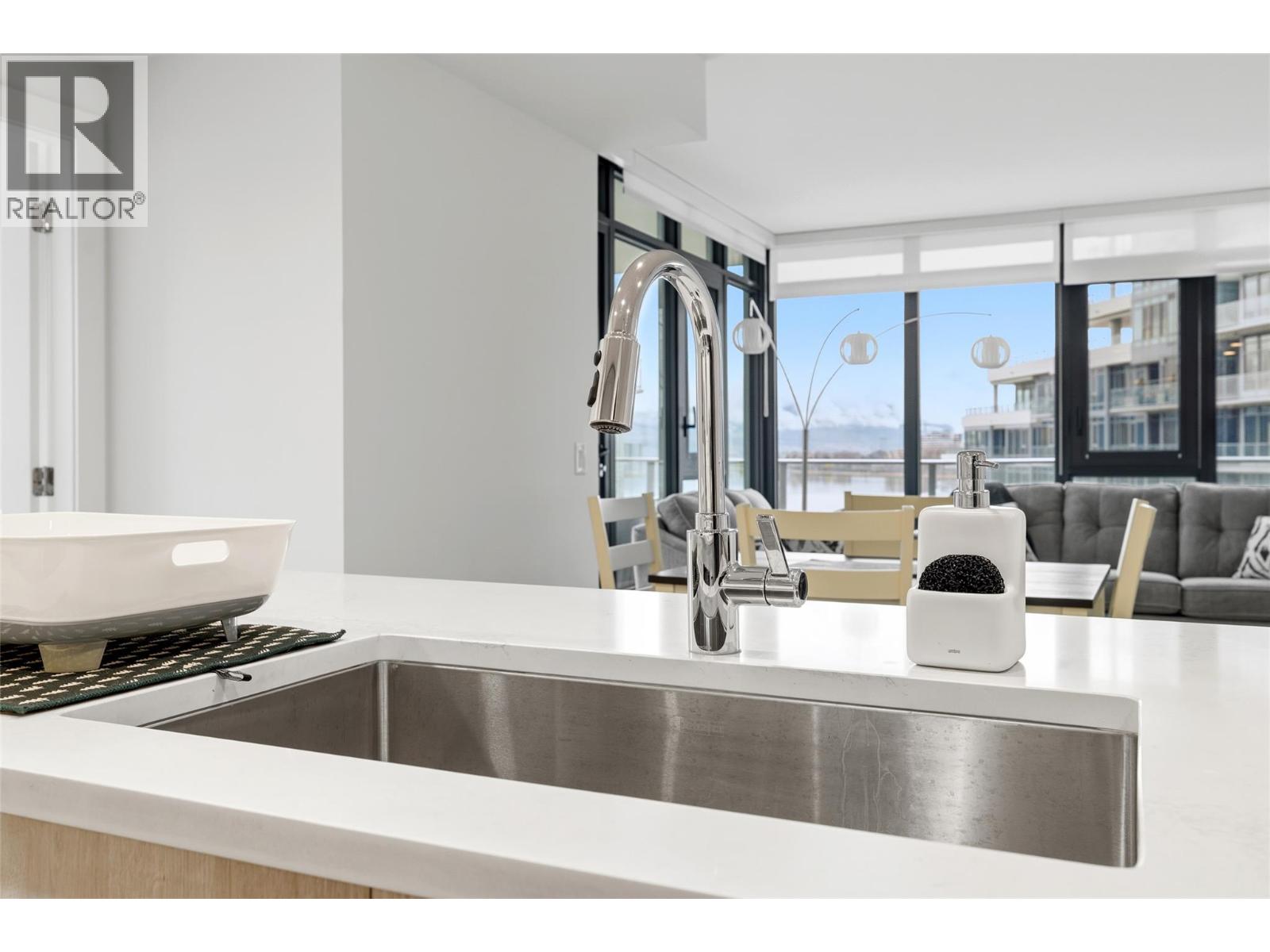 3699 Capozzi Road Unit# 811