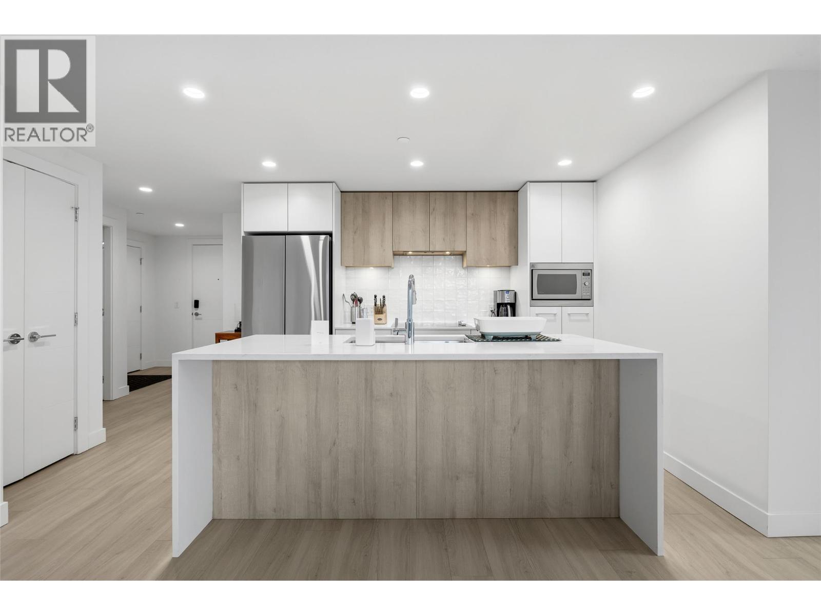 3699 Capozzi Road Unit# 811
