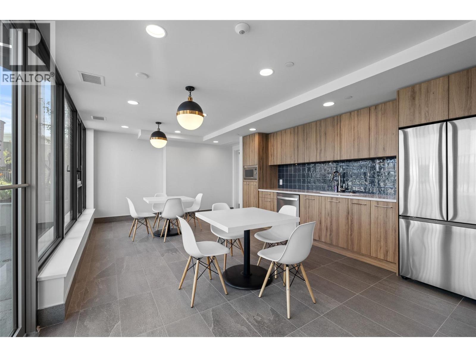 3699 Capozzi Road Unit# 811