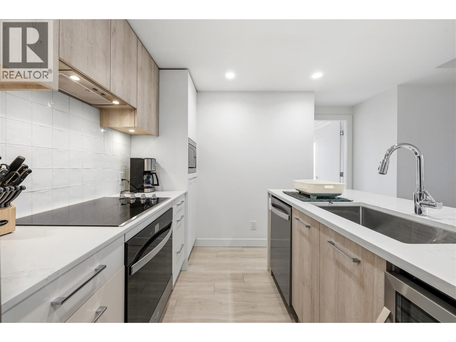 3699 Capozzi Road Unit# 811