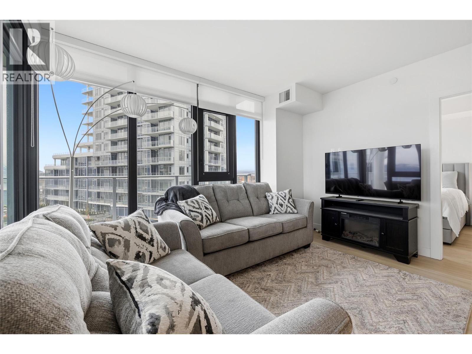 3699 Capozzi Road Unit# 811