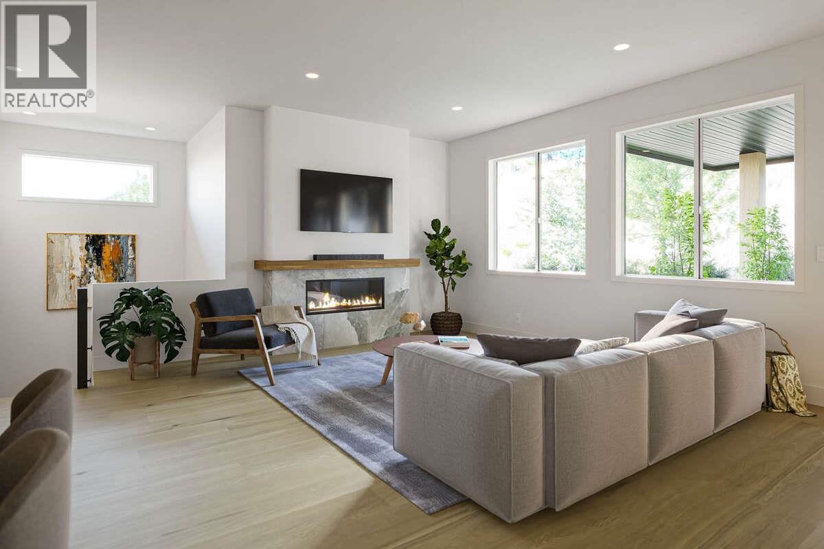 1720 Hidden Hills Drive Unit# 5