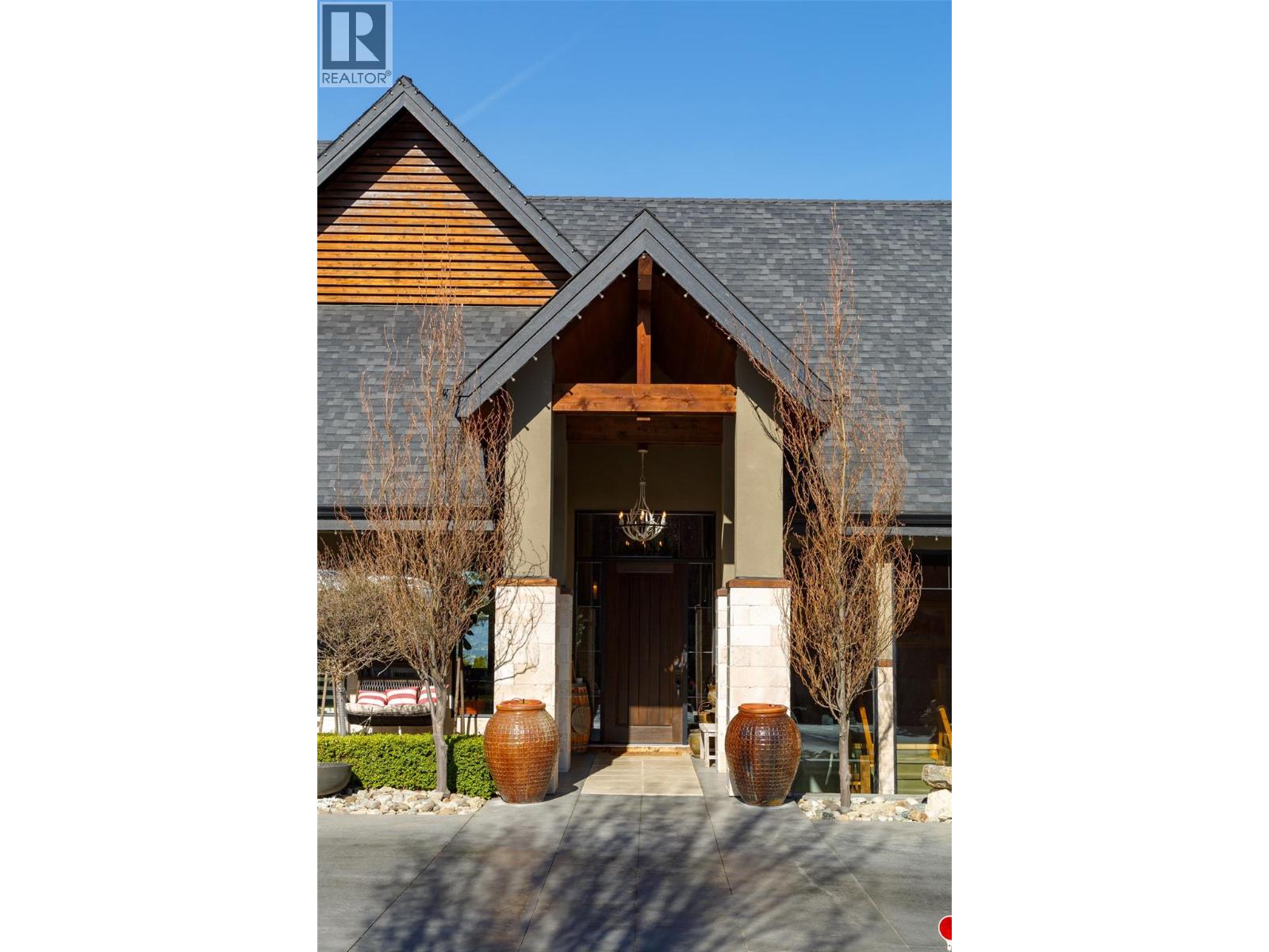 3990 Fairwinds Court