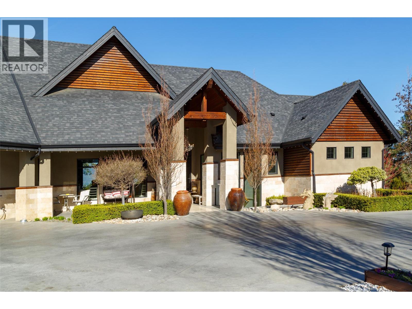 3990 Fairwinds Court