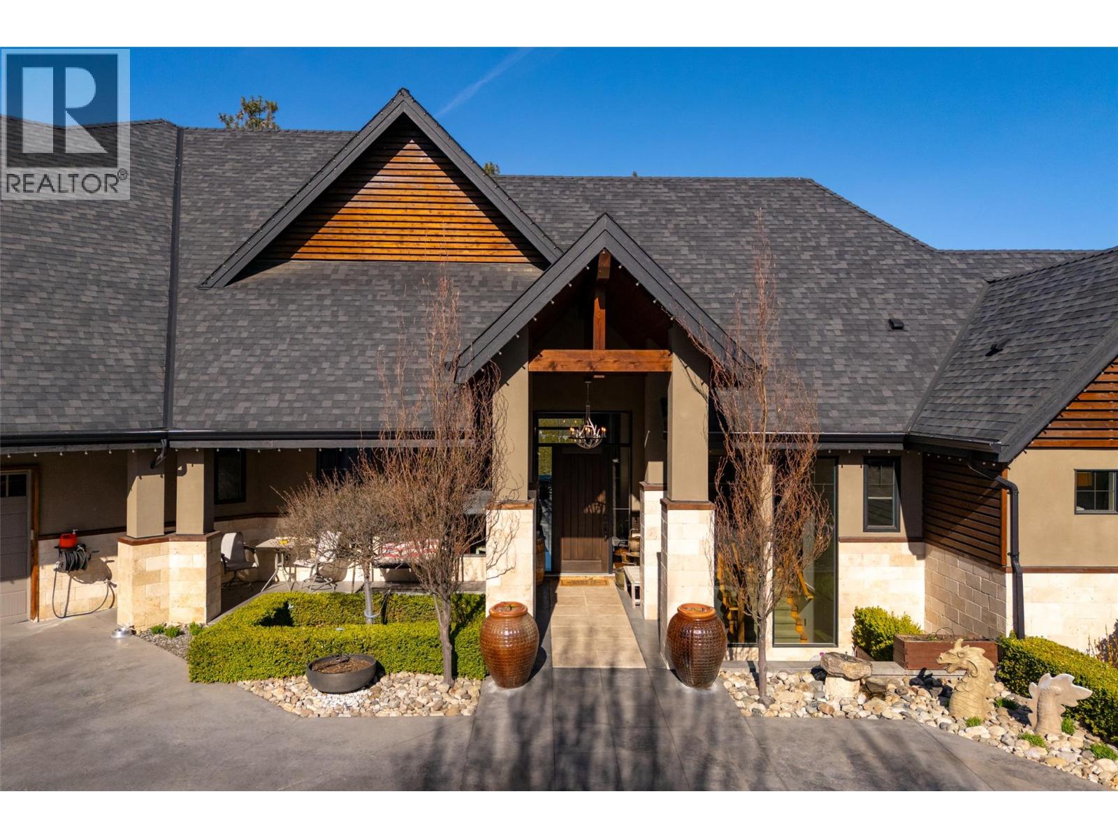 3990 Fairwinds Court