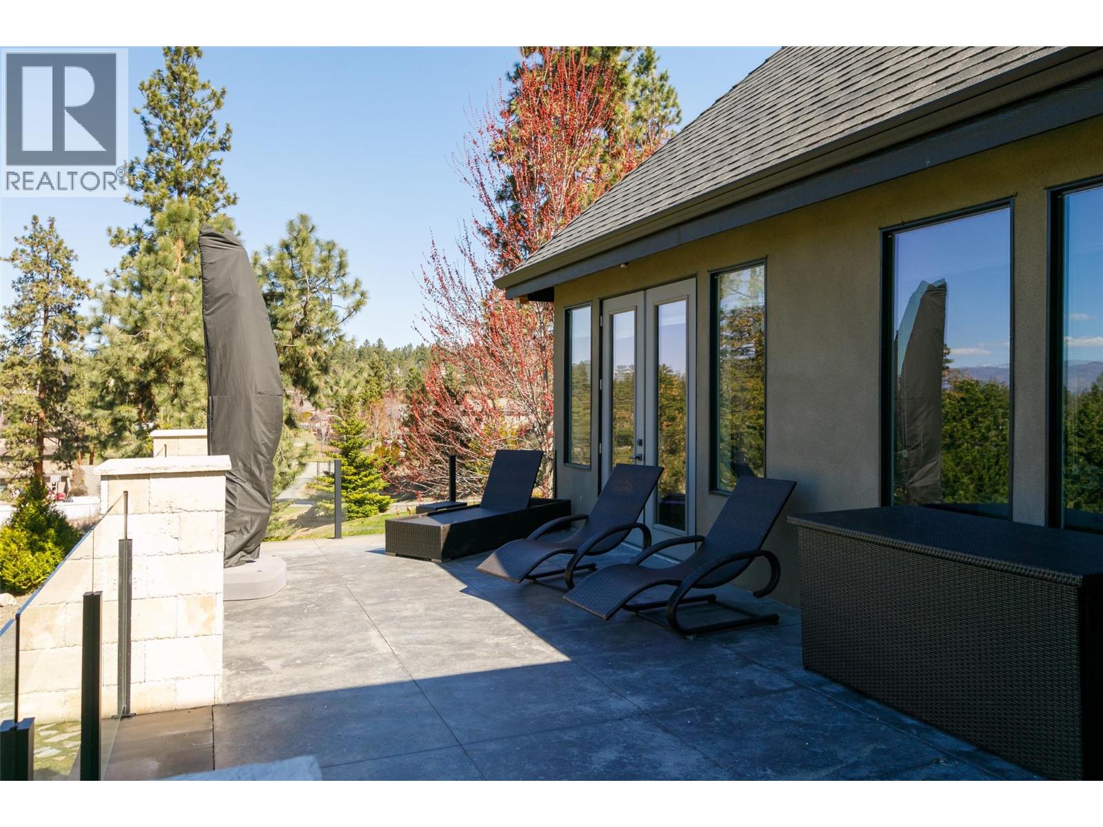 3990 Fairwinds Court