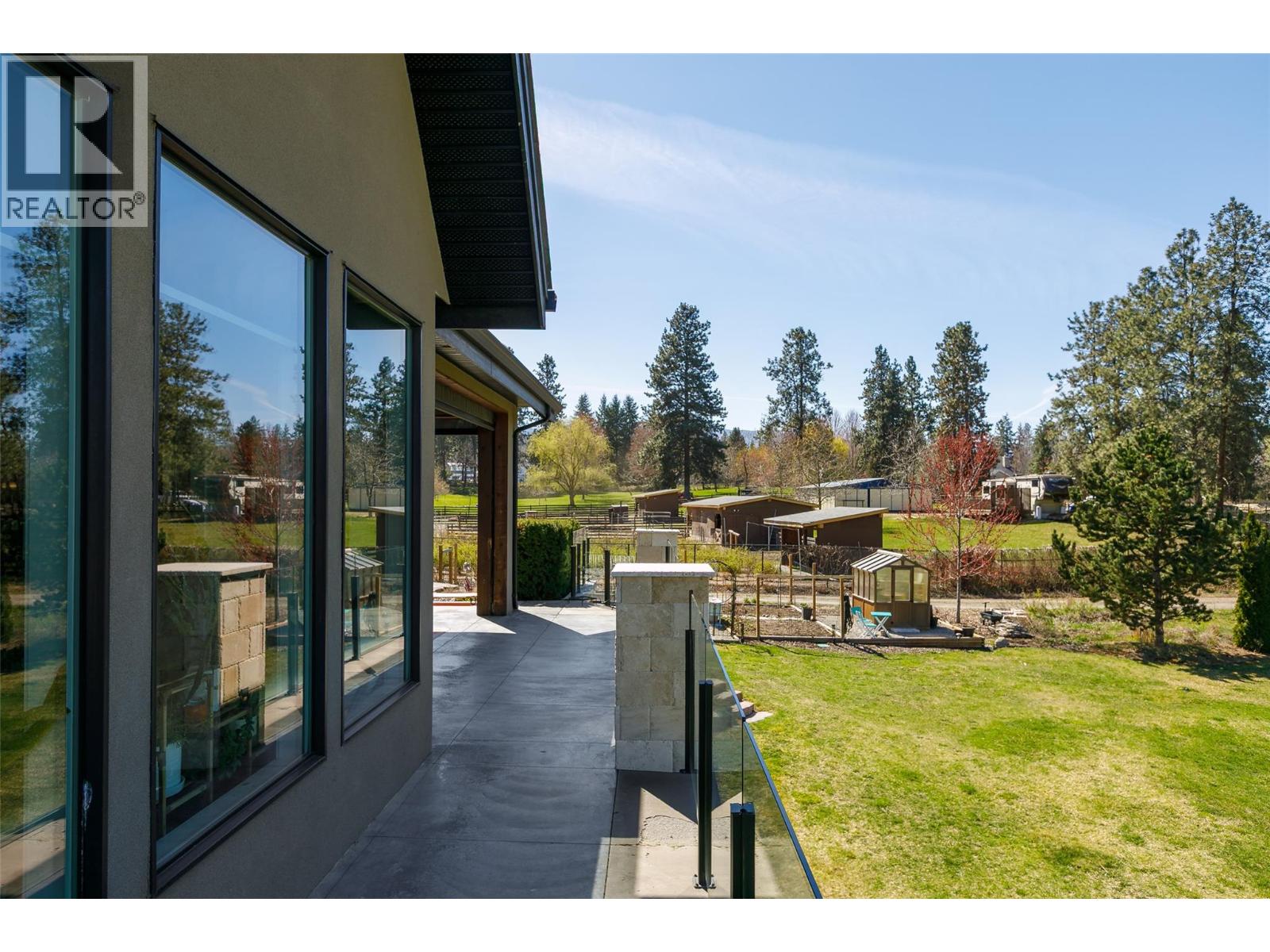 3990 Fairwinds Court