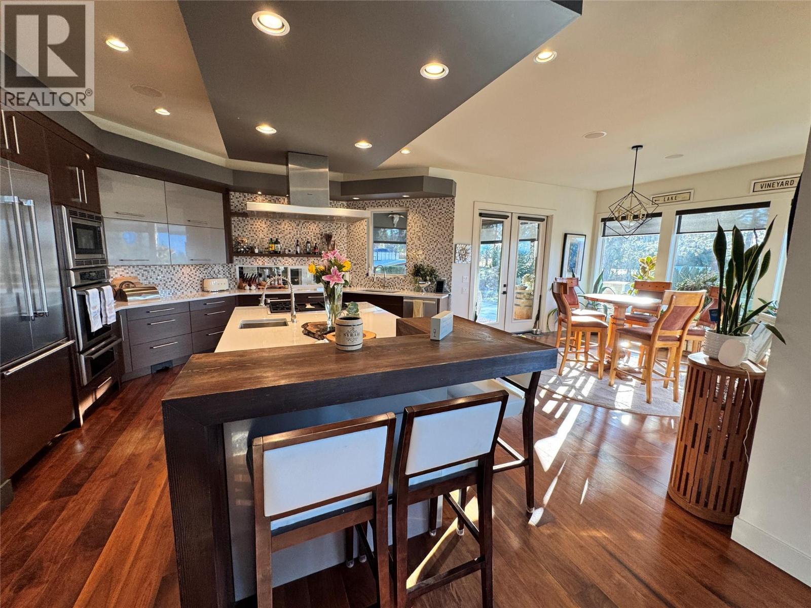 3990 Fairwinds Court