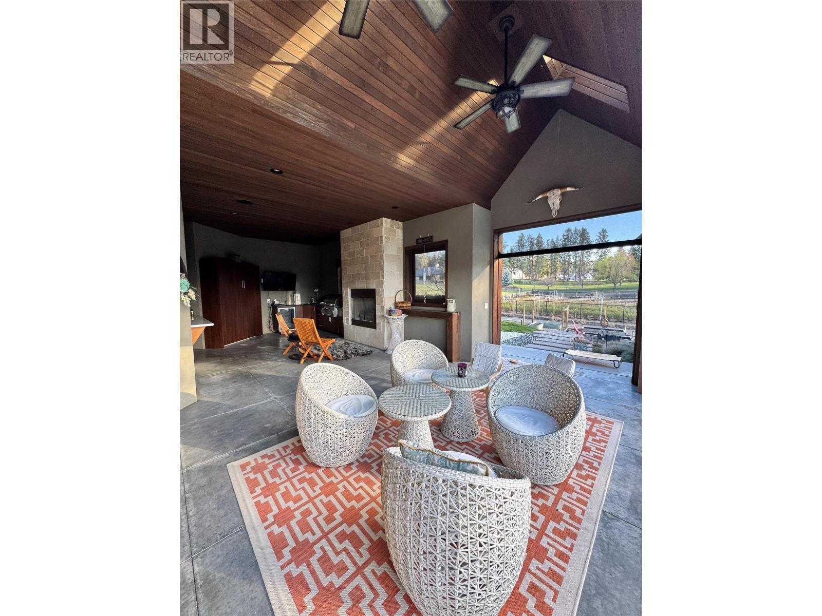 3990 Fairwinds Court
