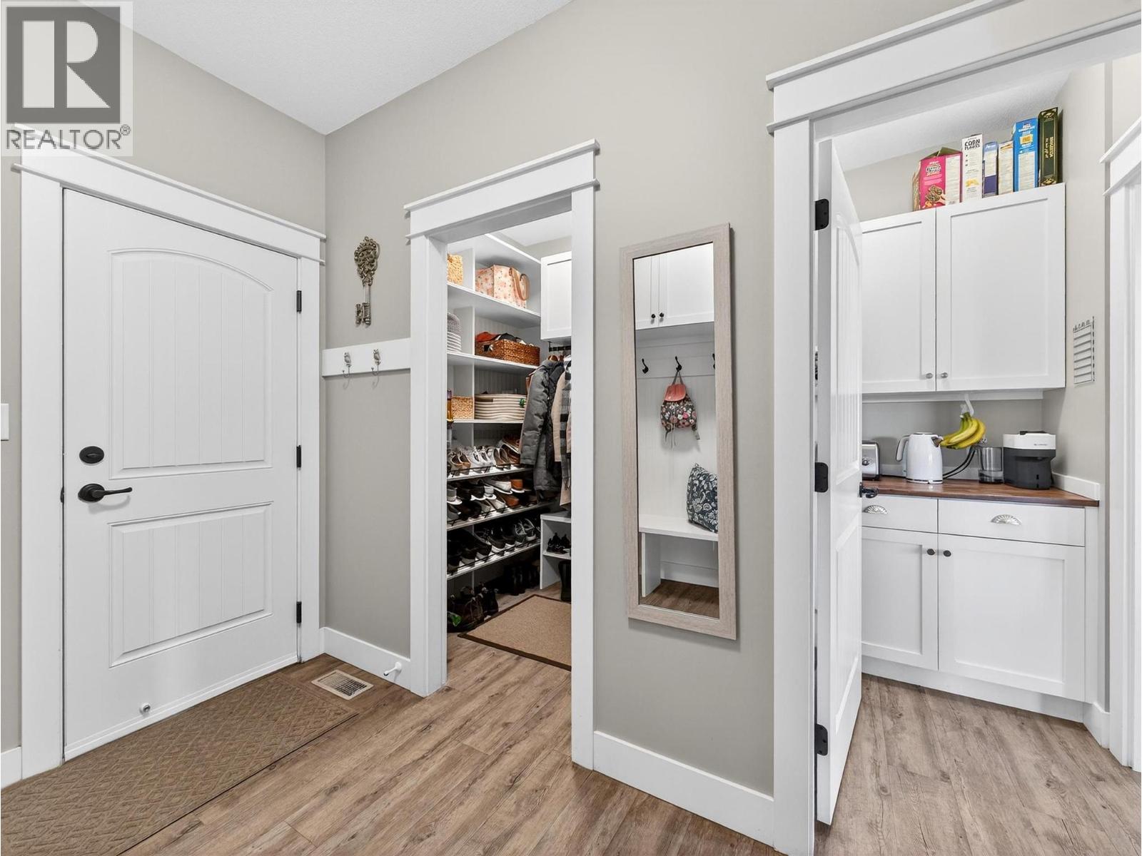 2371 Paramount Drive
