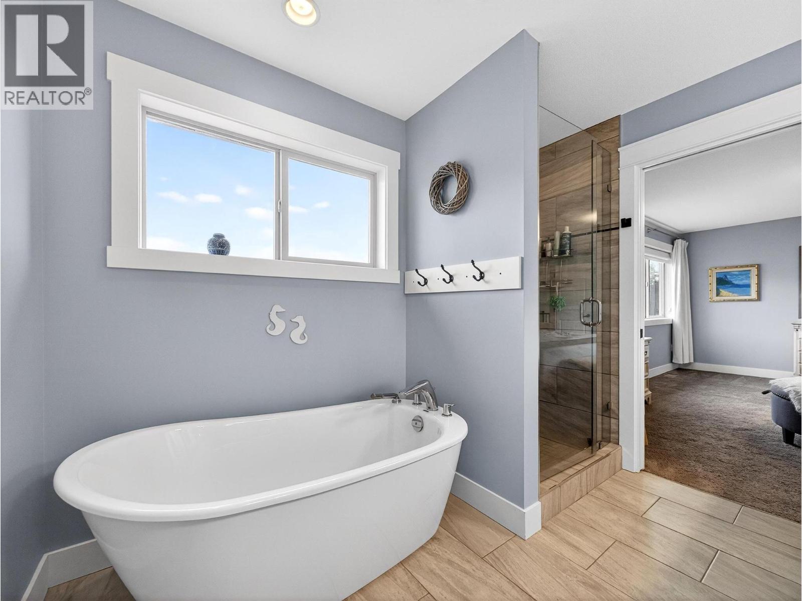 2371 Paramount Drive