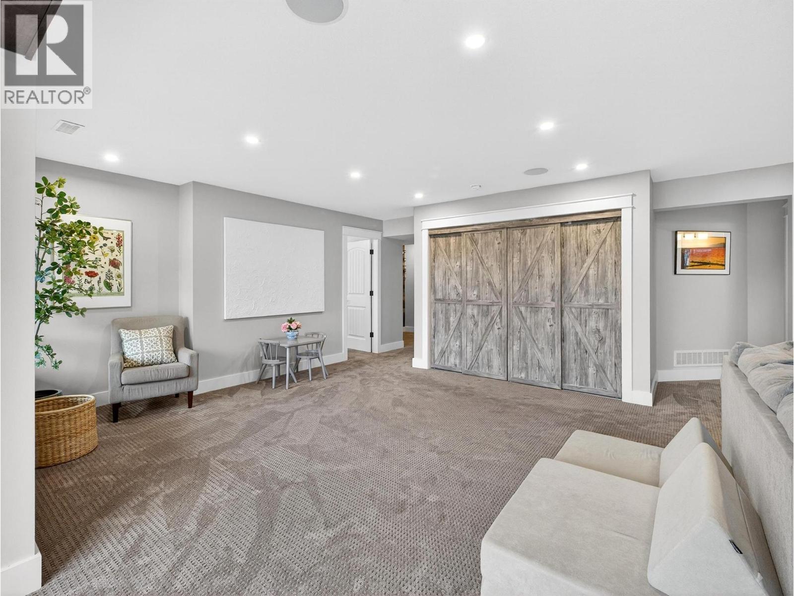 2371 Paramount Drive