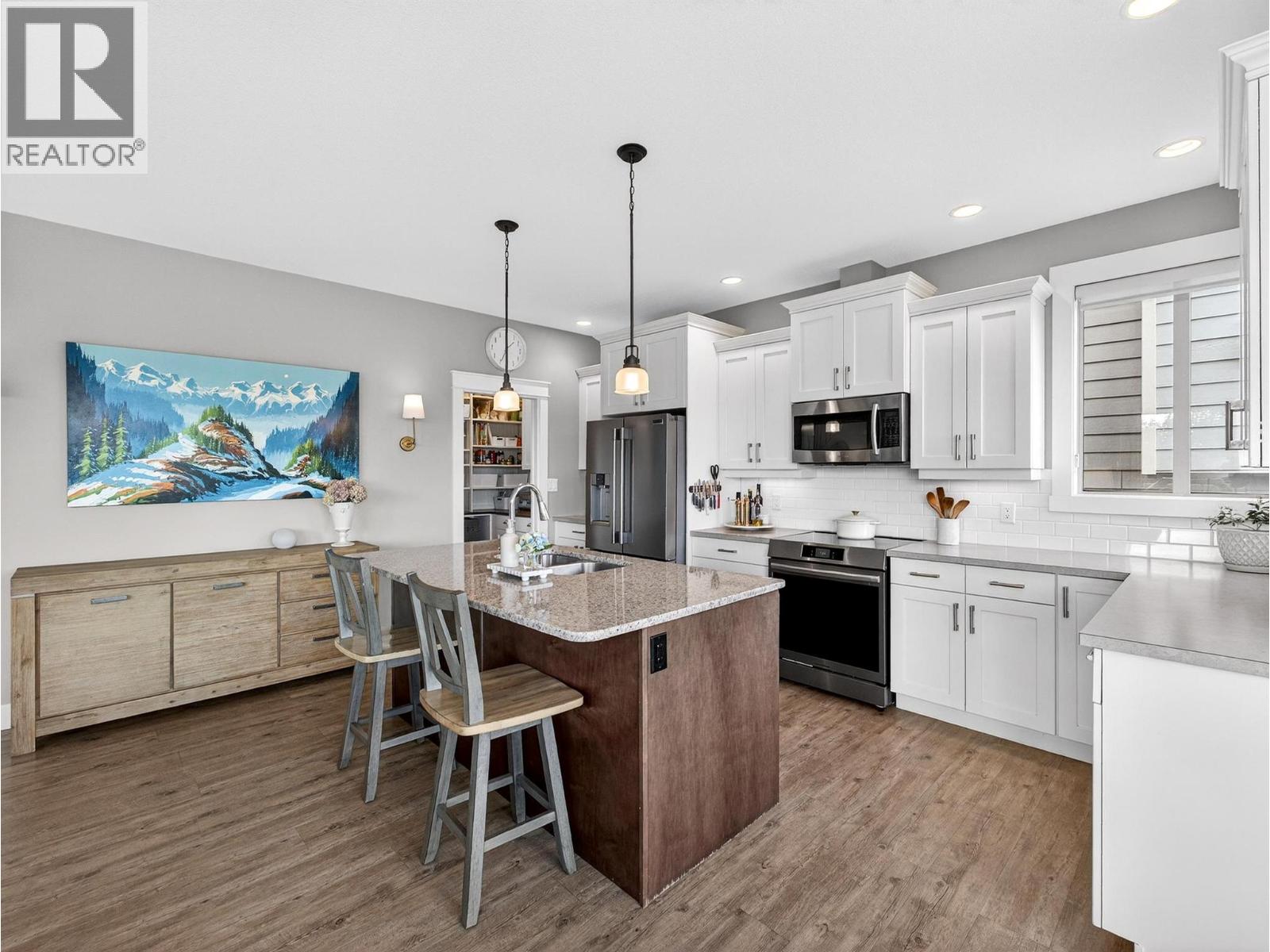 2371 Paramount Drive