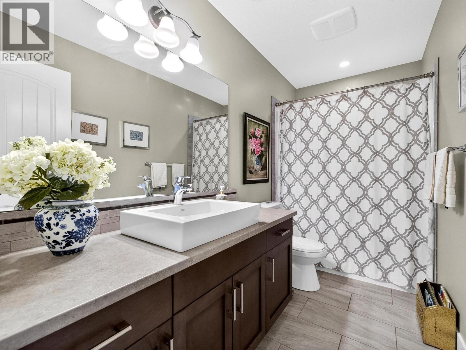 2371 Paramount Drive