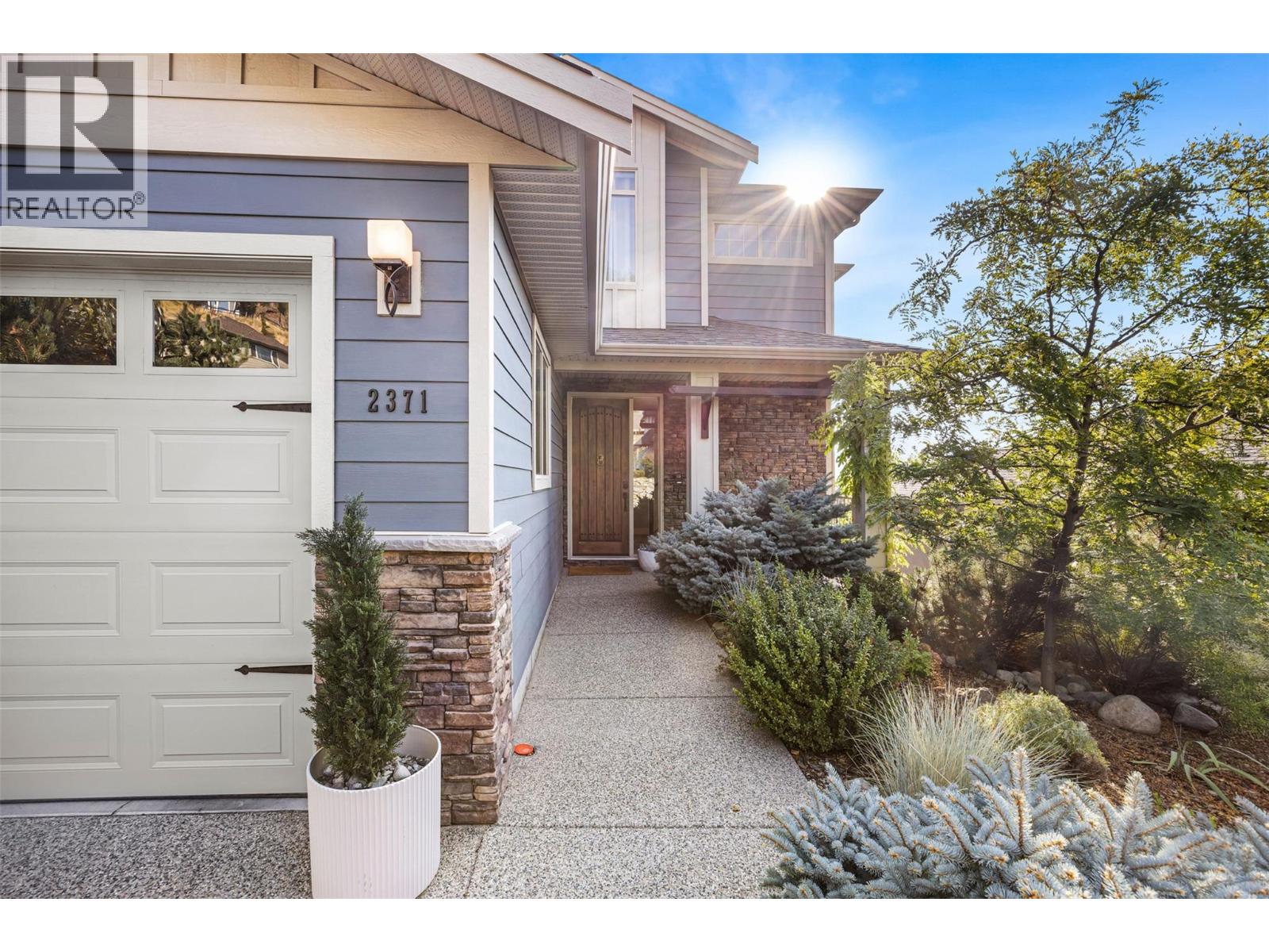 2371 Paramount Drive