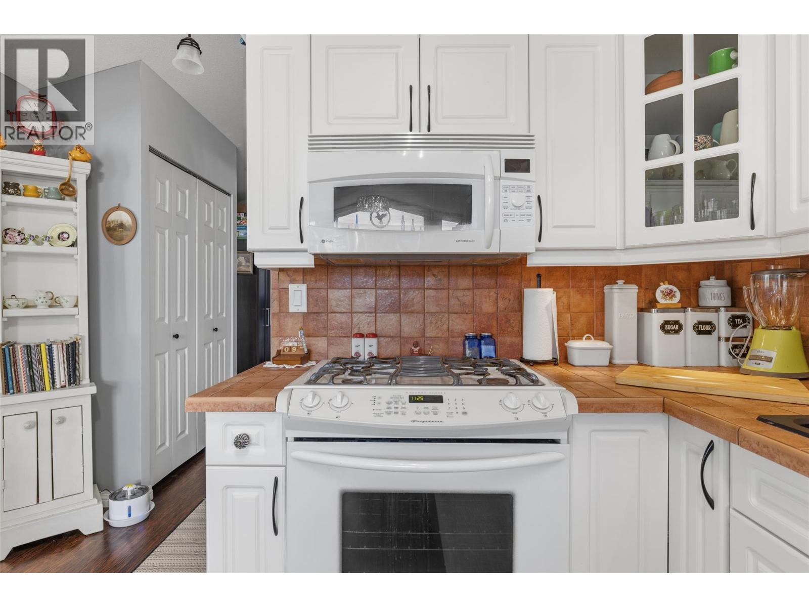 415 Commonwealth Road Unit# 348