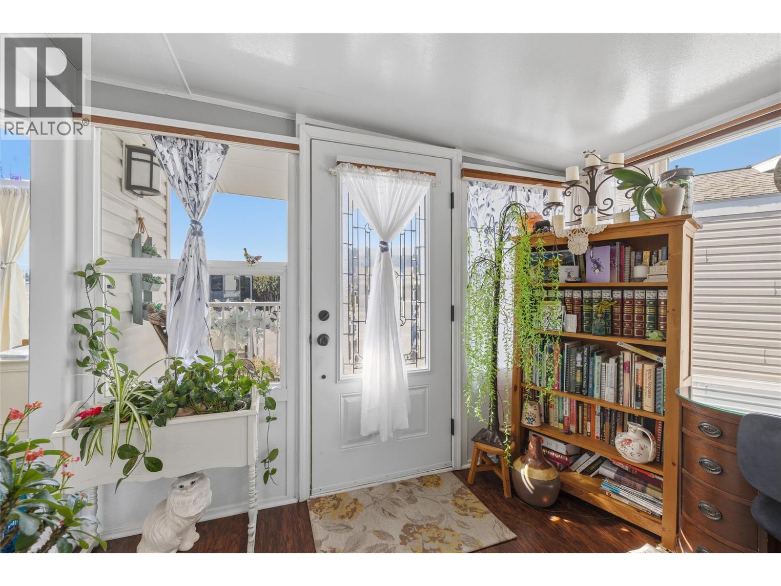 415 Commonwealth Road Unit# 348