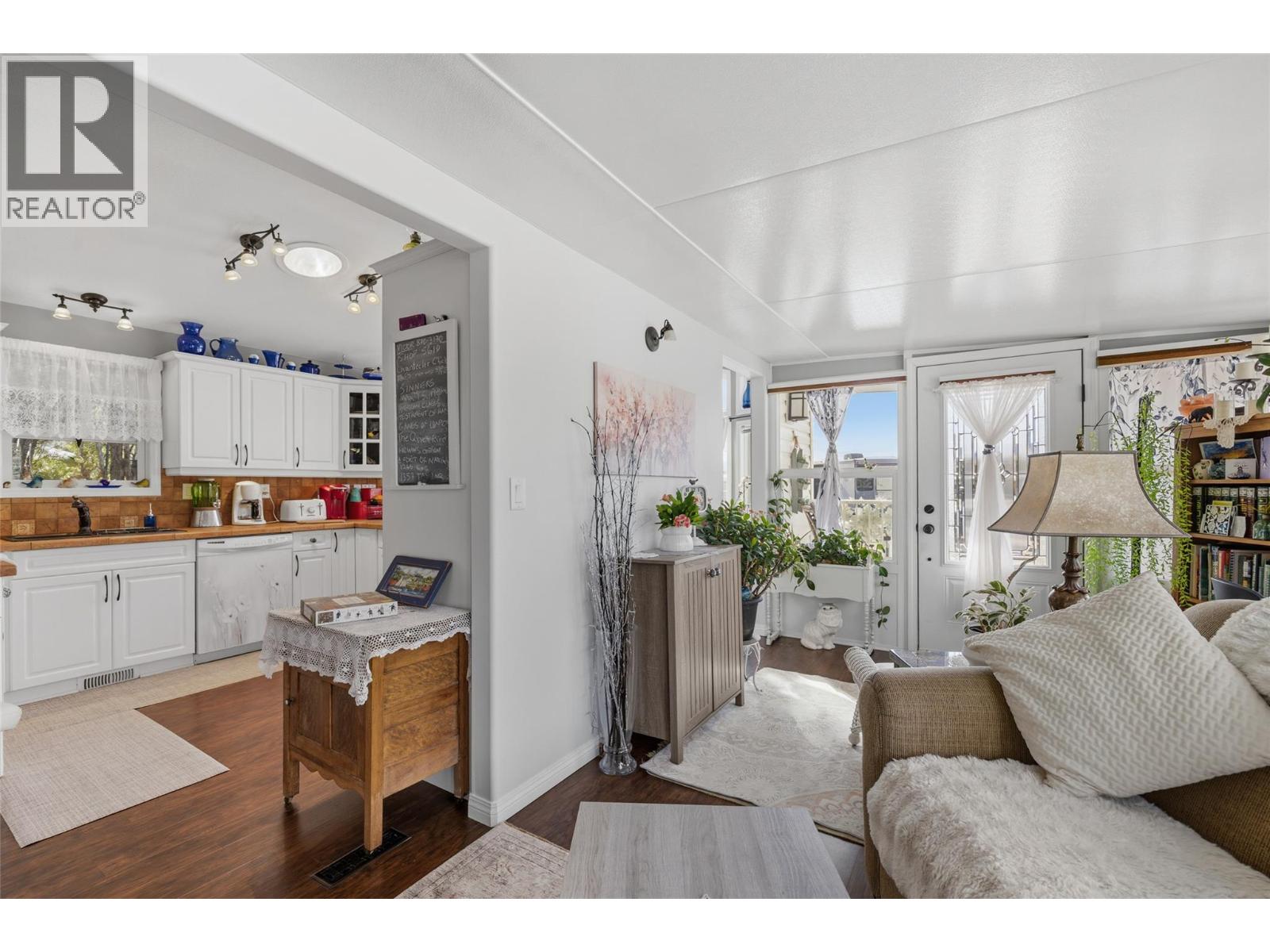 415 Commonwealth Road Unit# 348