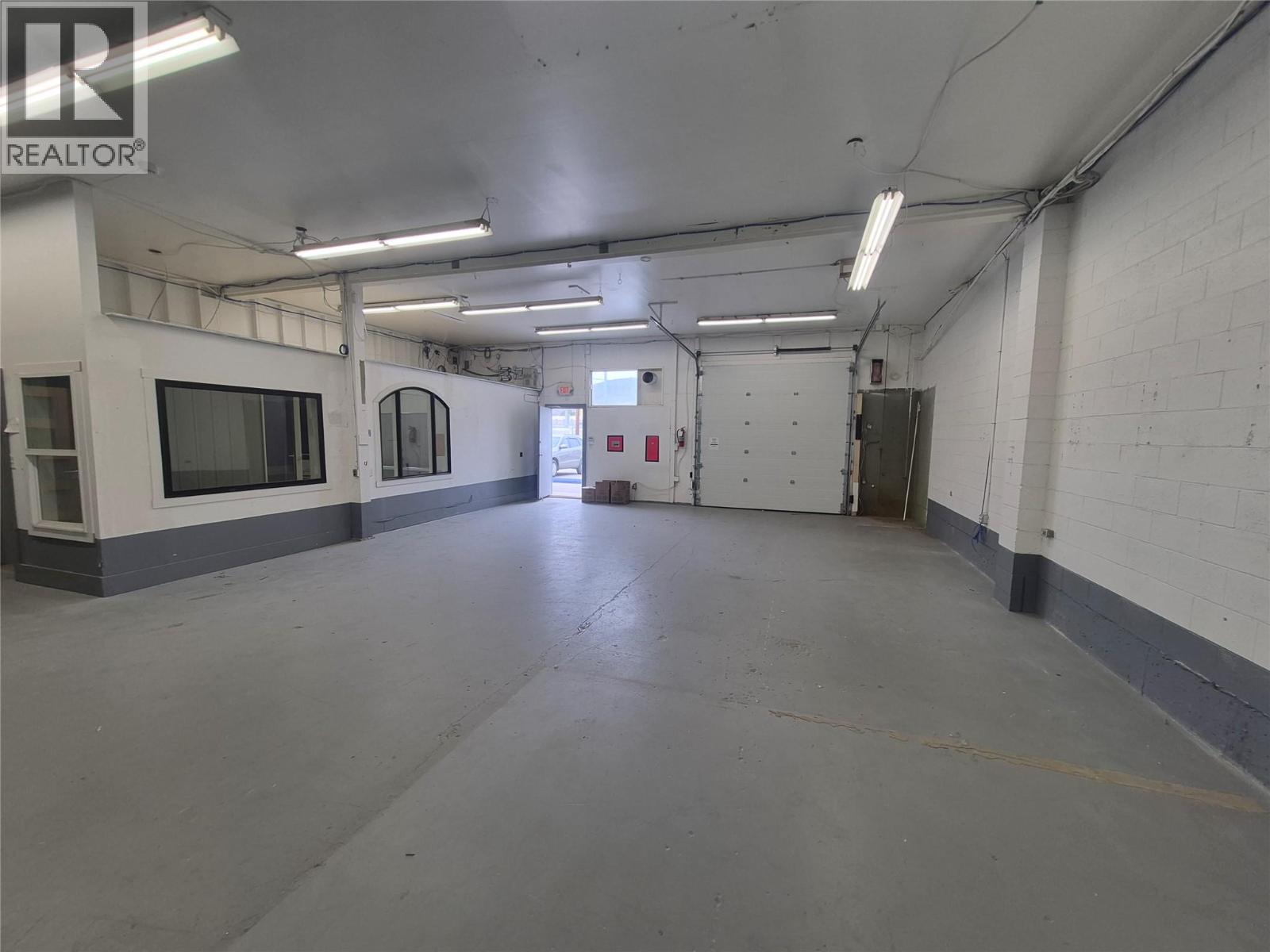 571 Gaston Avenue Unit# Unit B and C