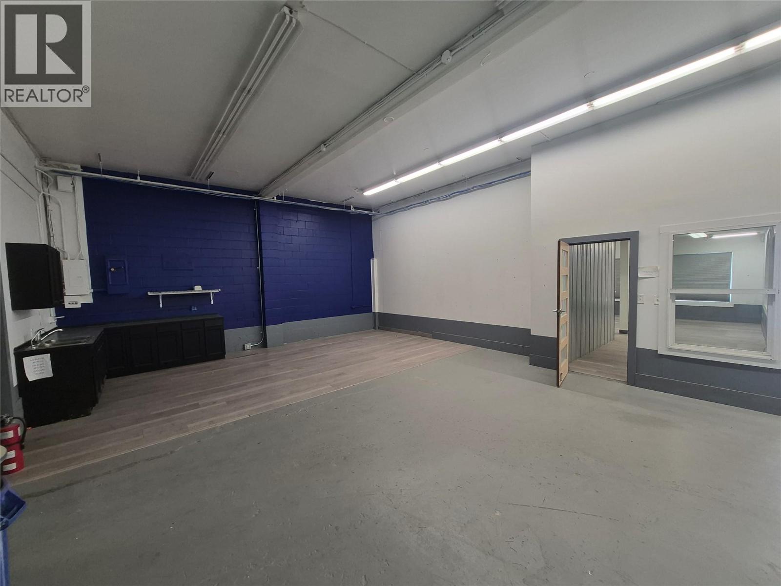 571 Gaston Avenue Unit# Unit B and C