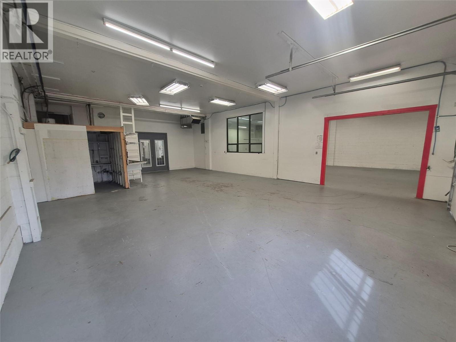 571 Gaston Avenue Unit# Unit B and C