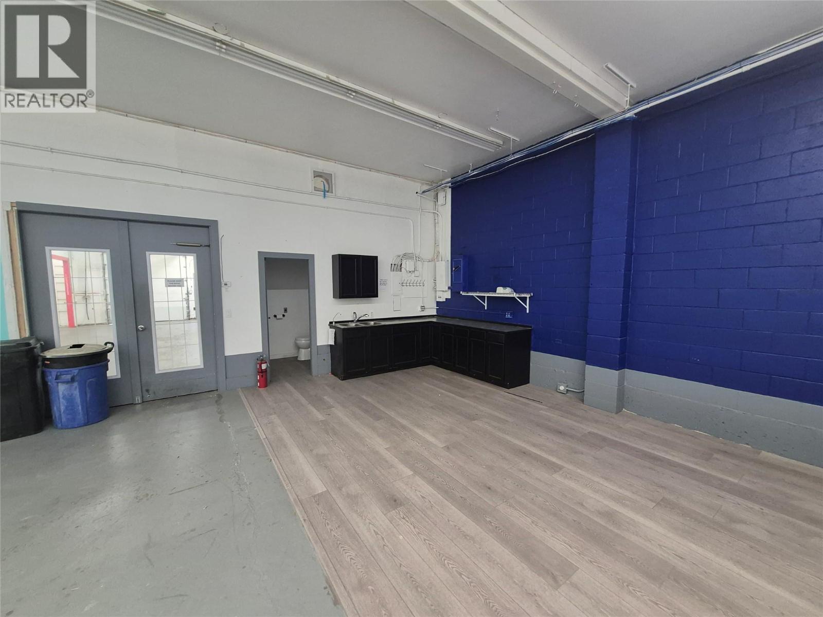 571 Gaston Avenue Unit# Unit B and C