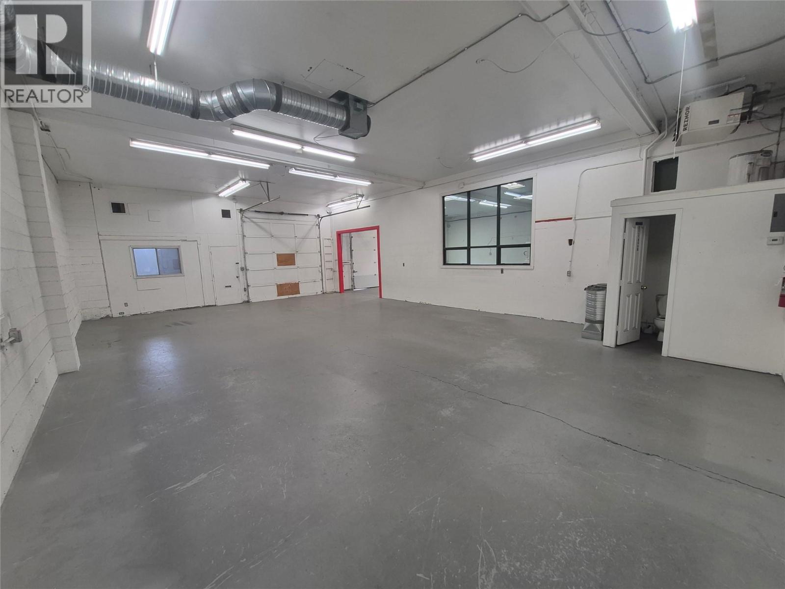 571 Gaston Avenue Unit# Unit B and C