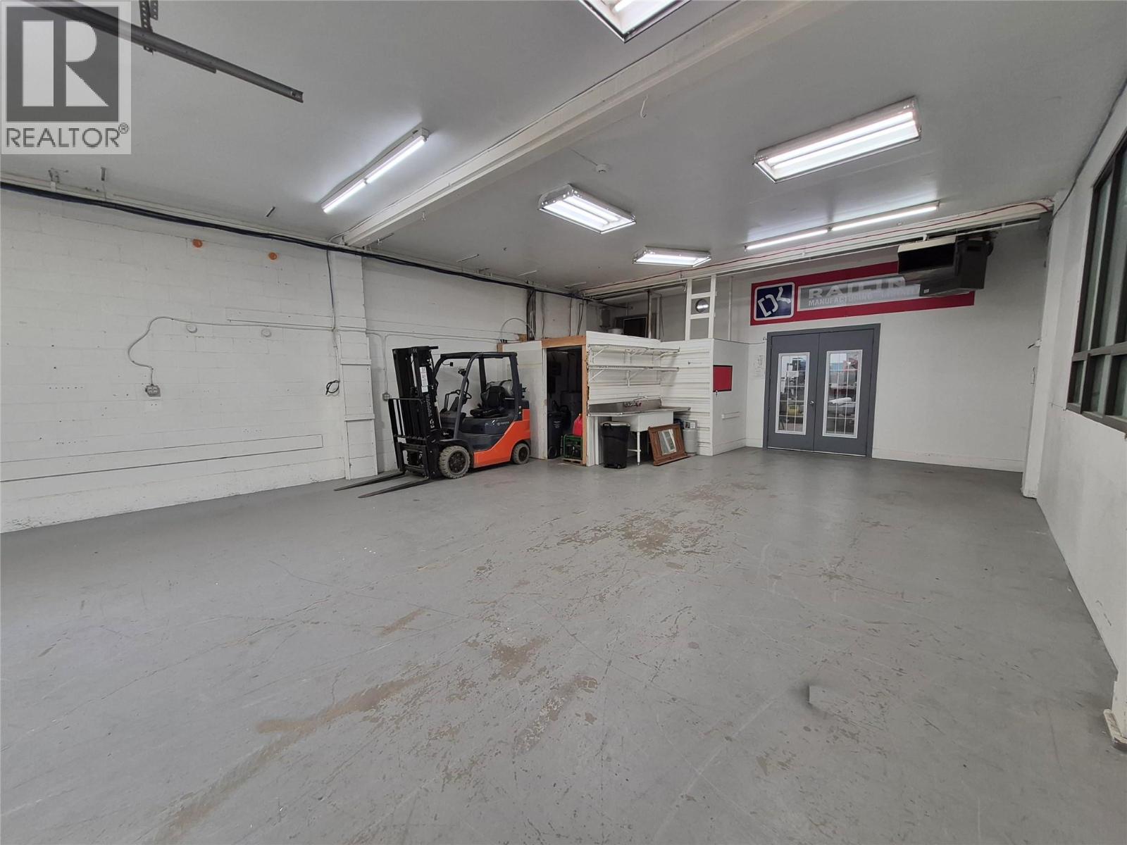 571 Gaston Avenue Unit# Unit B and C