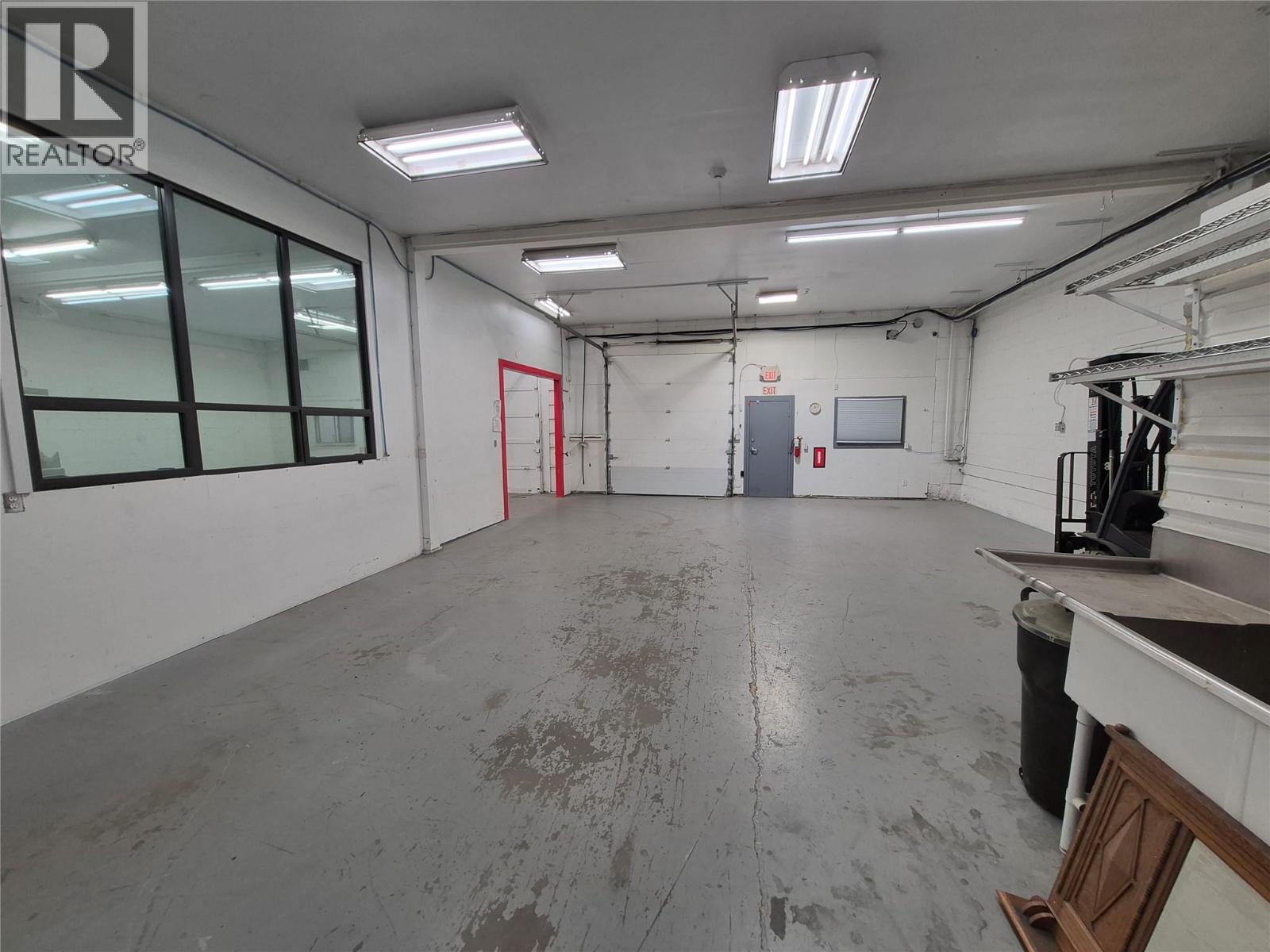 571 Gaston Avenue Unit# Unit B and C