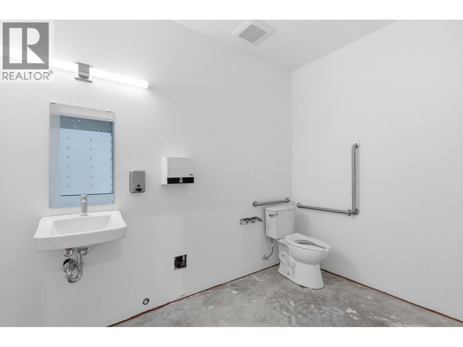 2640 Kyle Road Unit# 104/105