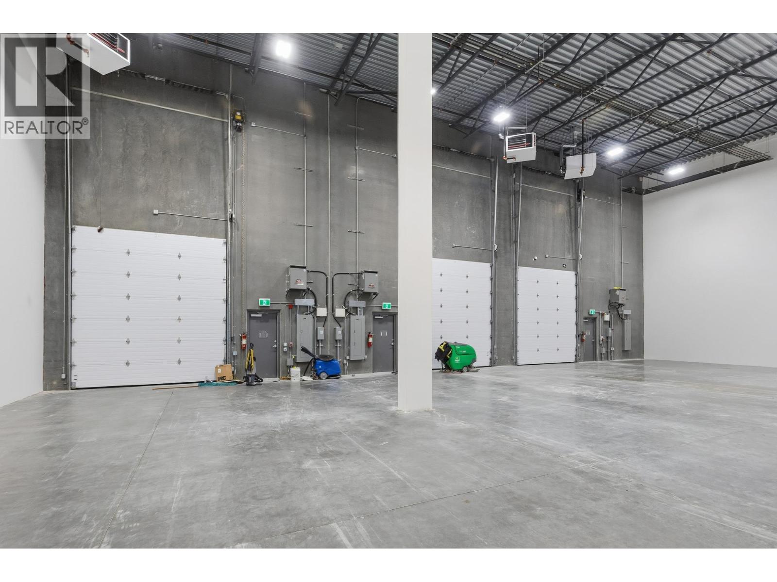 2640 Kyle Road Unit# 104/105