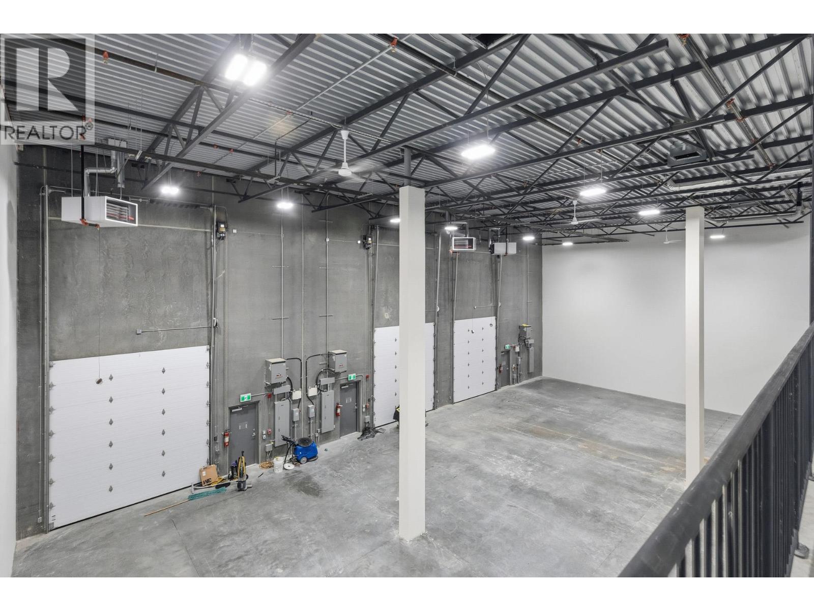 2640 Kyle Road Unit# 104/105