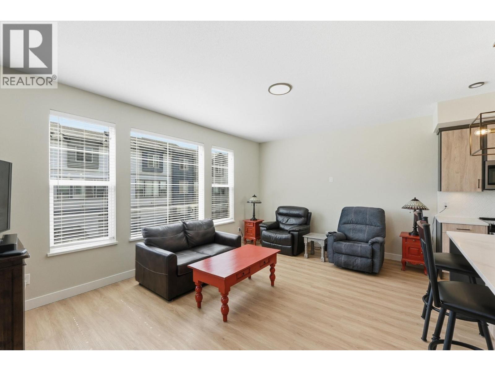 4025 Gellatly Road S Unit# 140