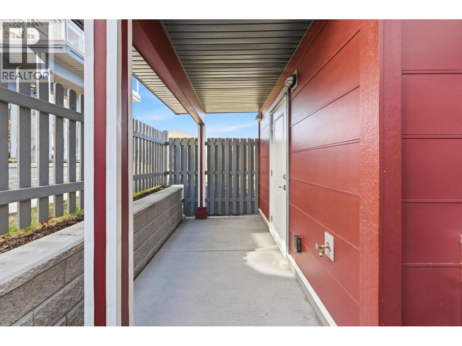 4025 Gellatly Road S Unit# 140