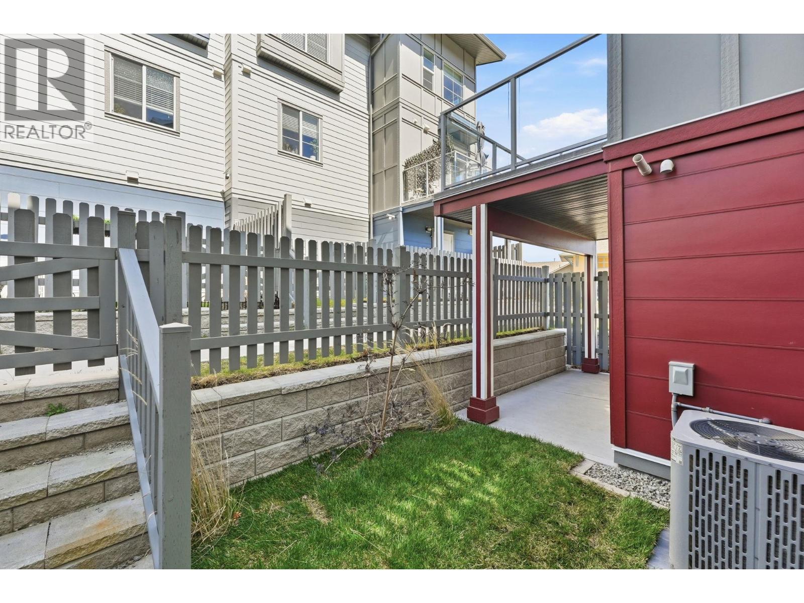 4025 Gellatly Road S Unit# 140