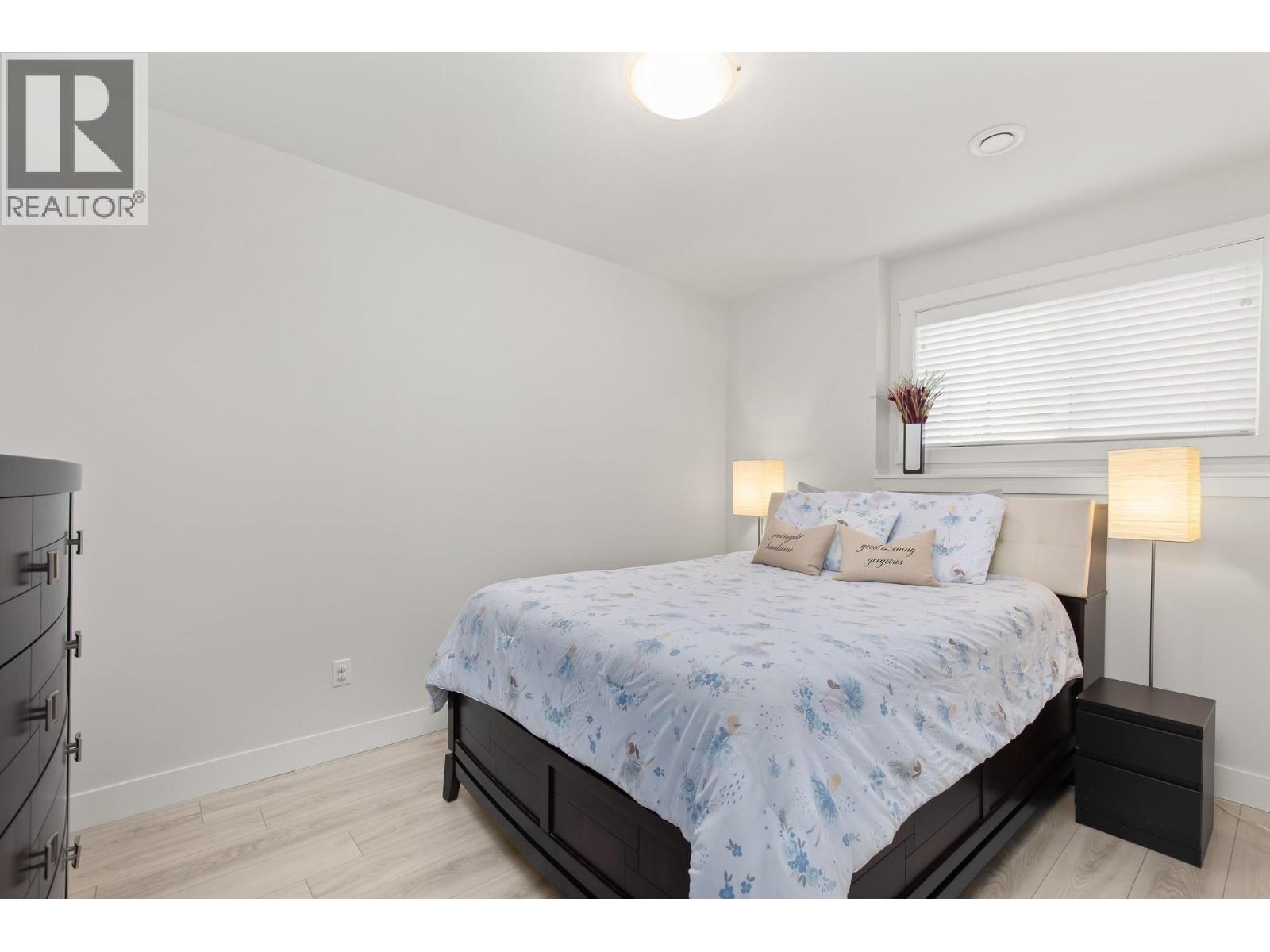 2612 Paramount Drive