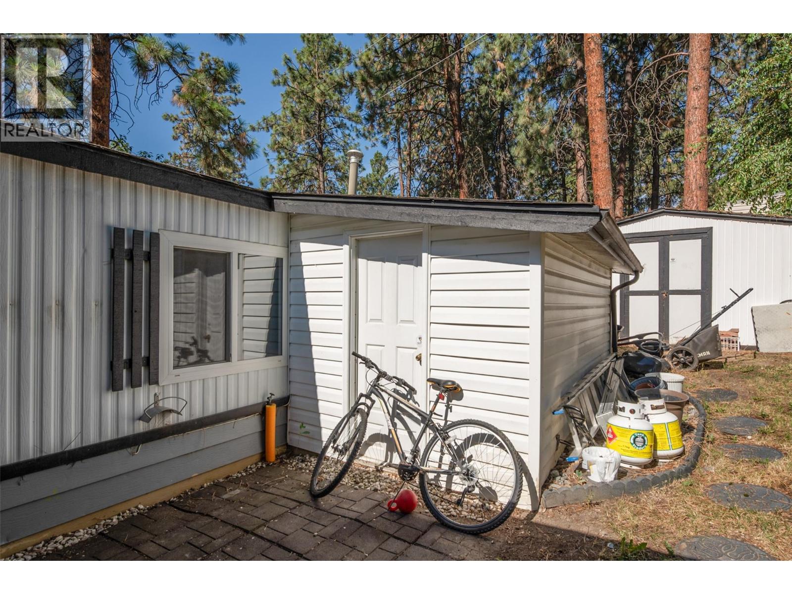 1860 Boucherie Road Unit# 30