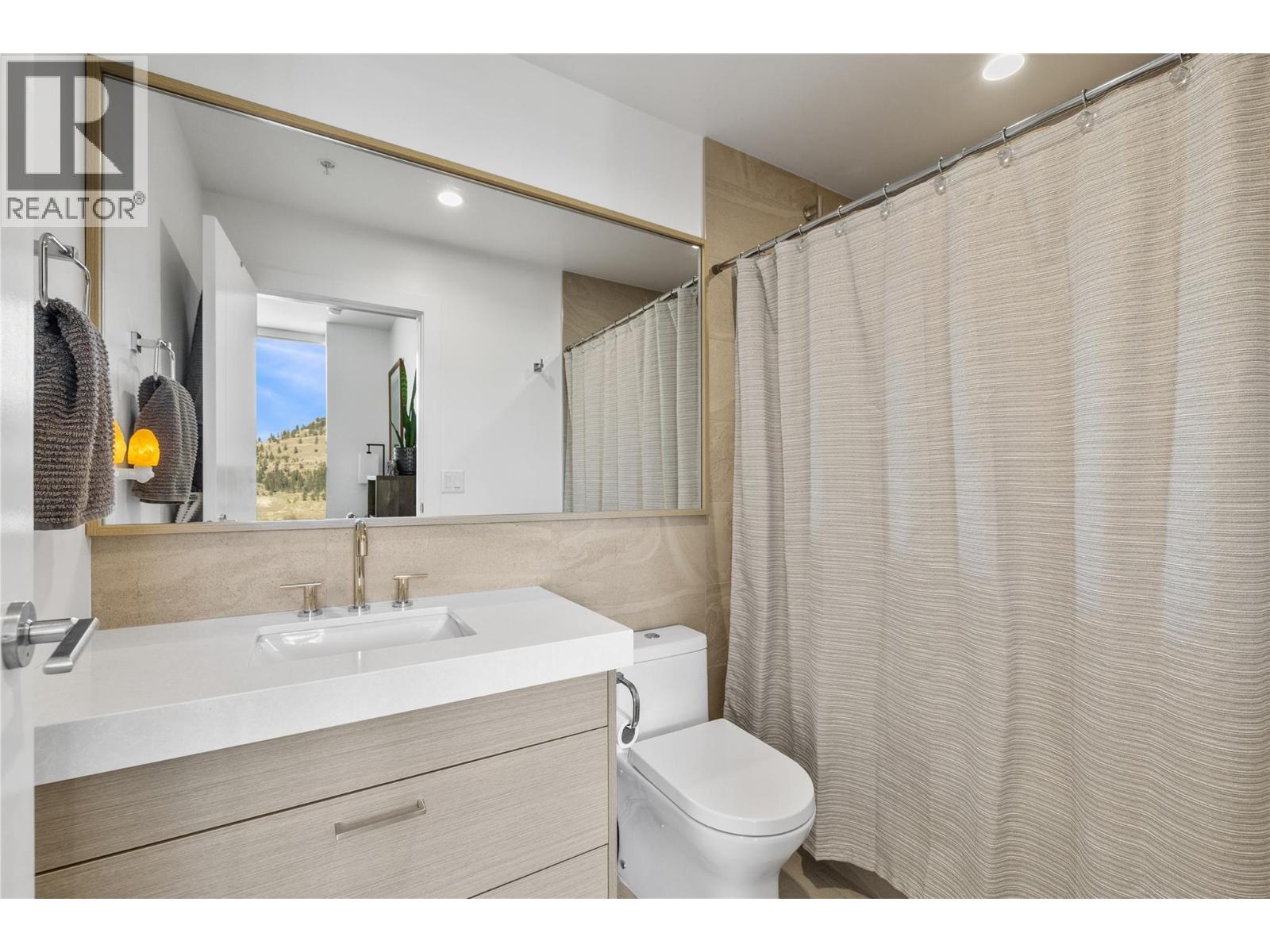1181 Sunset Drive Unit# 1907