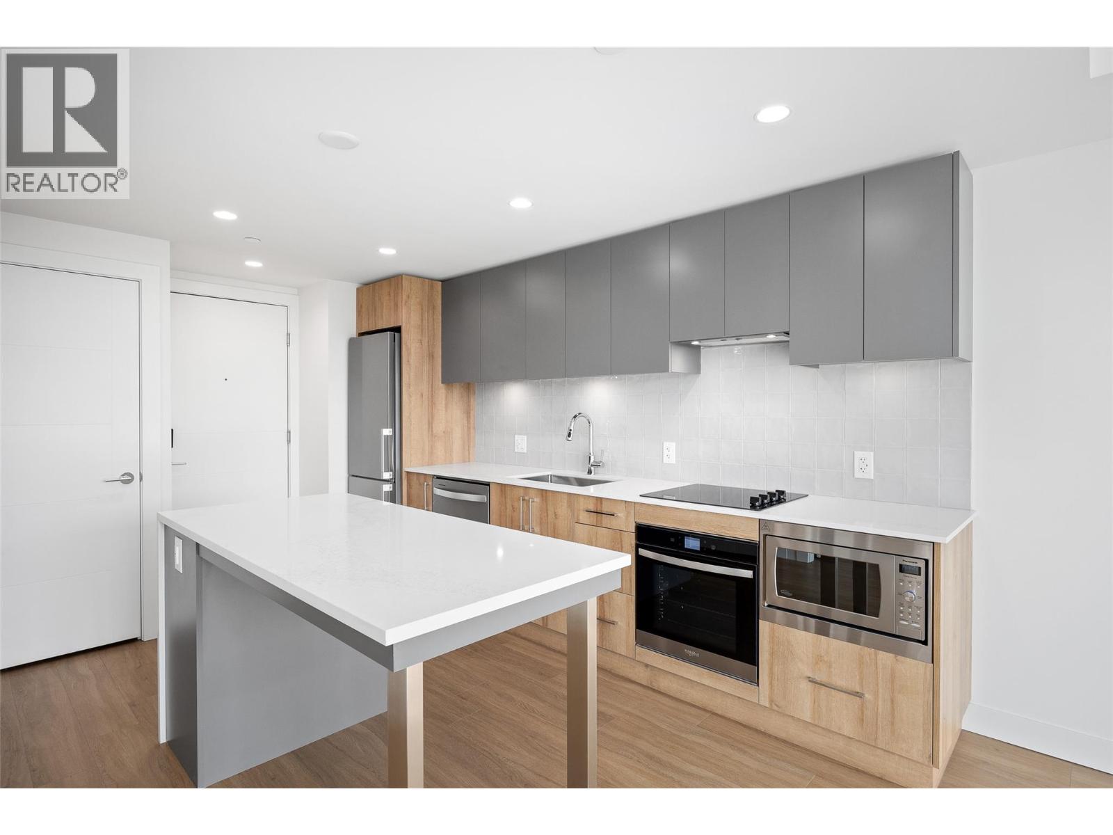 3699 Capozzi Road Unit# 705