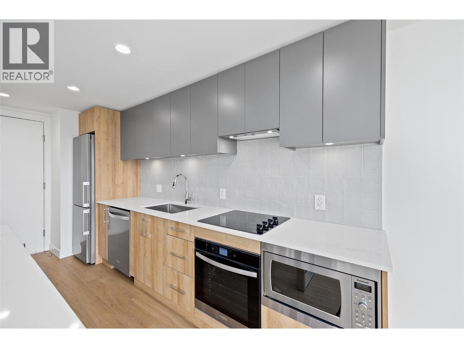 3699 Capozzi Road Unit# 705