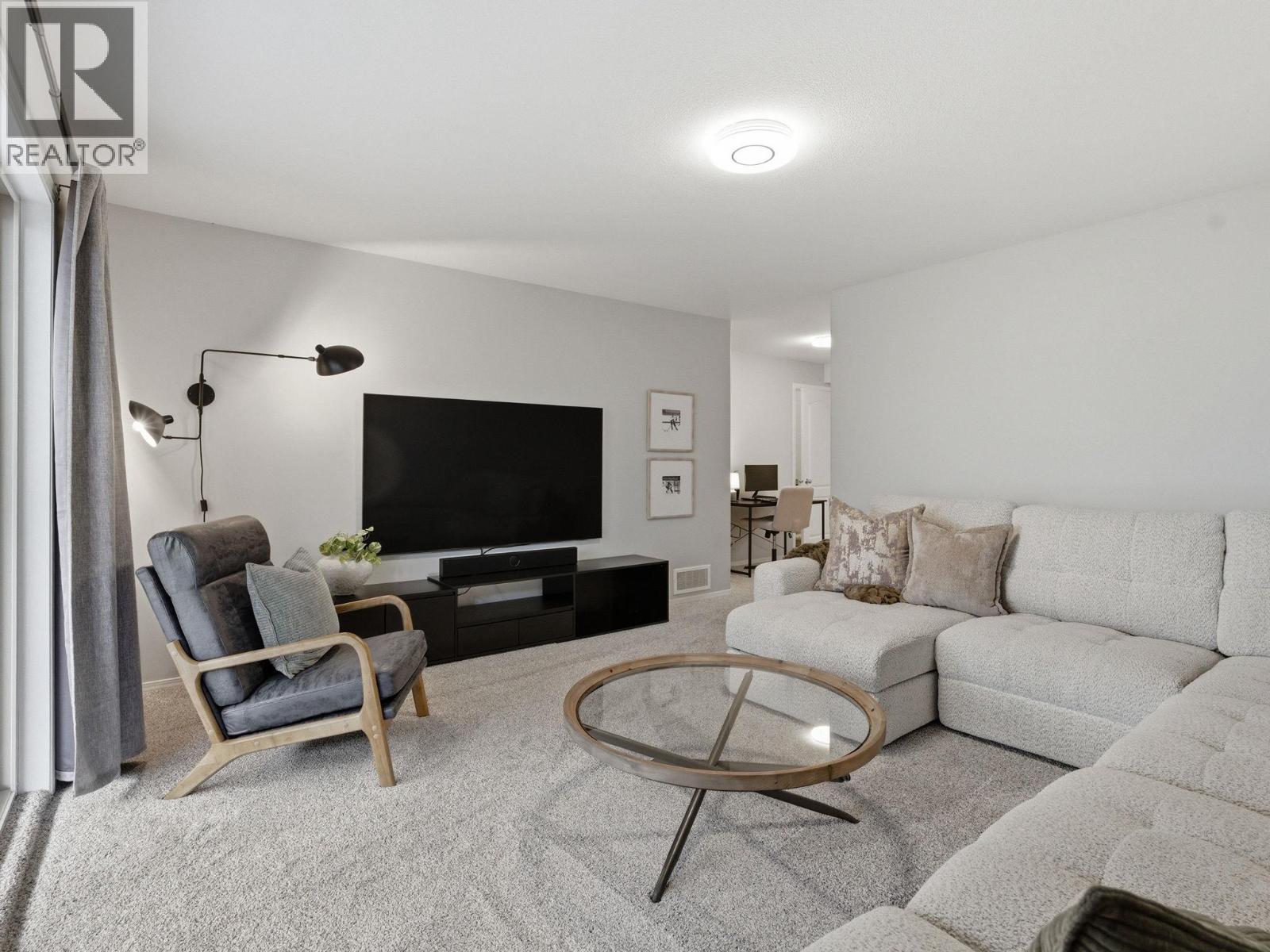 2100 Boucherie Road Unit# 8