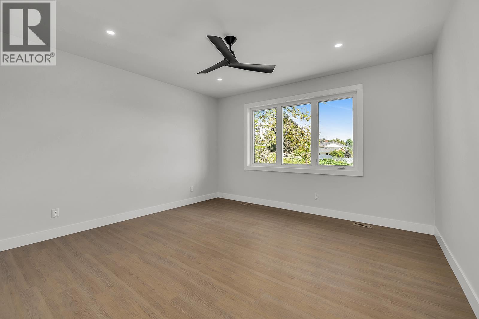 1054 Oak Barrel Place